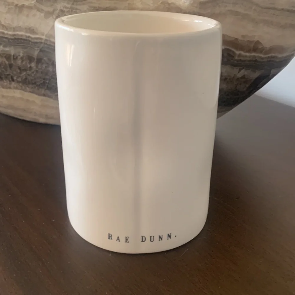 Rae Dunn candle- Citrus- Sweet Grapefruit scent